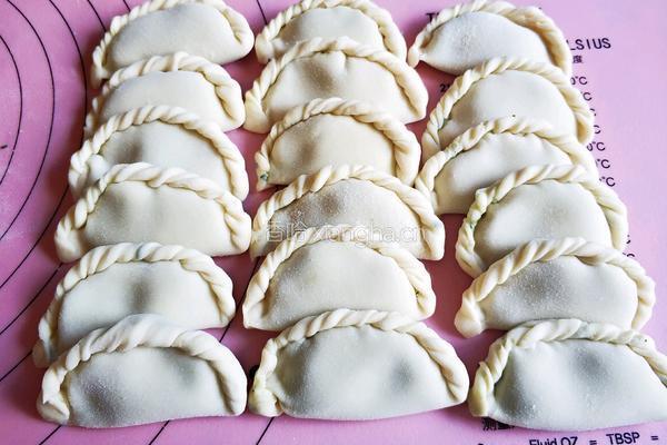 韭菜肉馅饺子（花边饺）的做法图解12