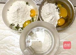 葱油饼,韭菜饼的做法图解2