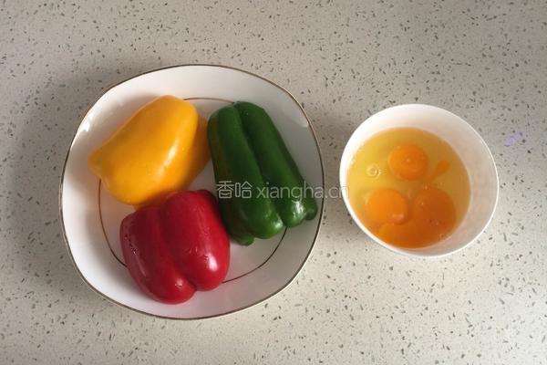 彩椒炒鸡蛋的做法图解2