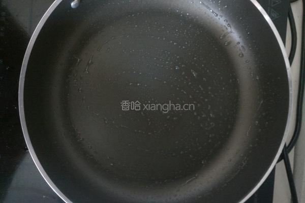 粉色蛋糕卷(平底锅版)(12个月以上的宝宝)的做法图解11