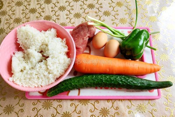 蛋炒饭的做法图解1
