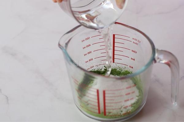 抹茶牛奶的做法图解4