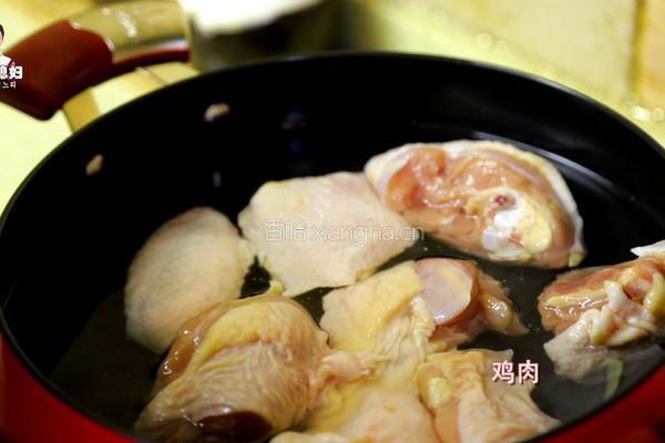 韩式辣白菜炖鸡肉块的做法图解5