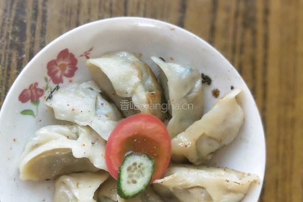 香酥煎饺的做法图解1