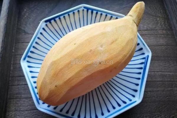 红薯鸡蛋早餐饼的做法图解1