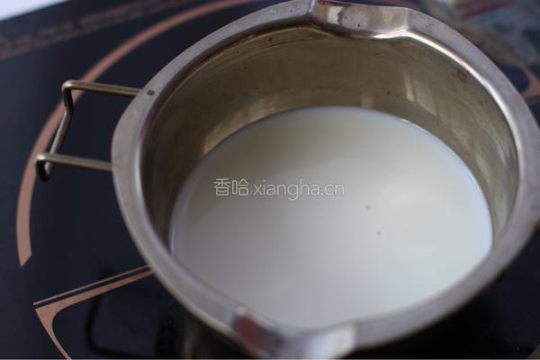 酸奶菠萝慕斯杯的做法图解5