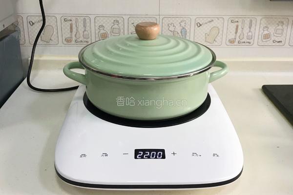 红糟焖猪蹄的做法图解9