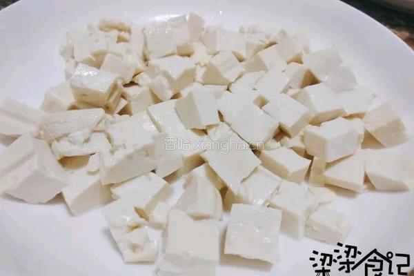 蟹黄豆腐的做法图解4