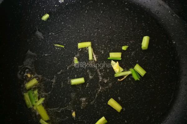 蒜苔炒鸡蛋的做法图解8