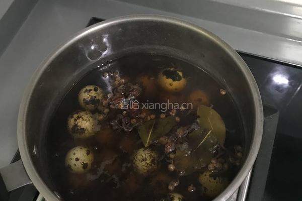 自制美味美肤五香鹌鹑蛋的做法图解6