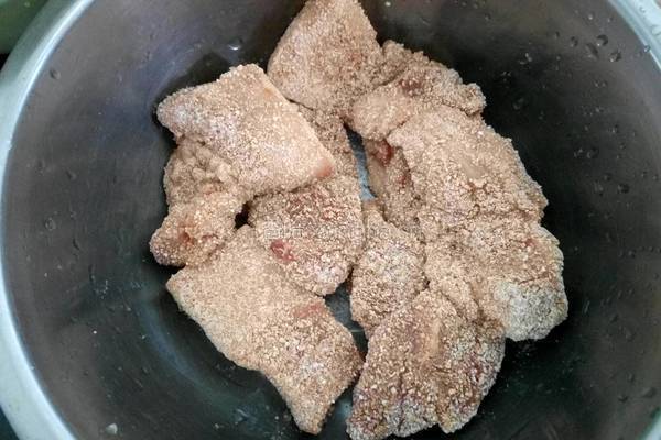 粉蒸肉的做法图解7
