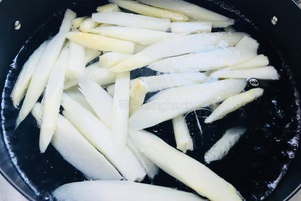 脆炒白芦笋的做法图解6