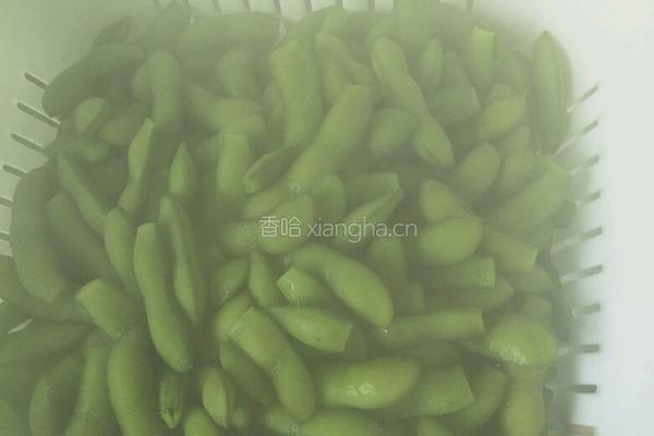 凉拌毛豆的做法图解3
