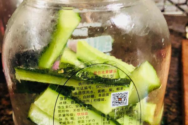 麻辣黄瓜的做法图解1