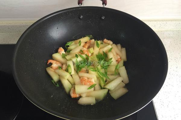 虾仁冬瓜条的做法图解8