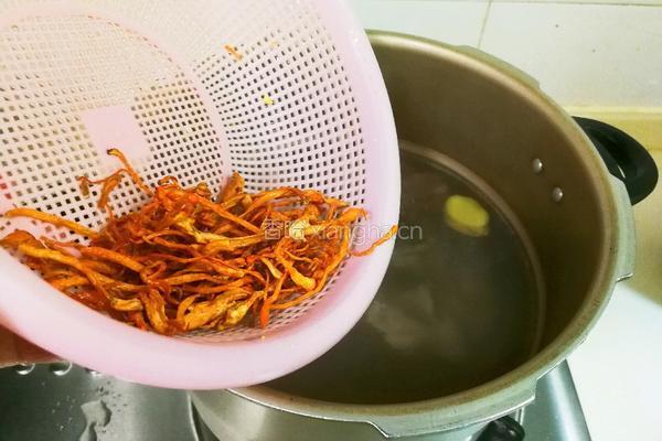蛹虫草扇骨汤的做法图解11