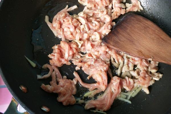 茭白炒肉丝的做法图解8