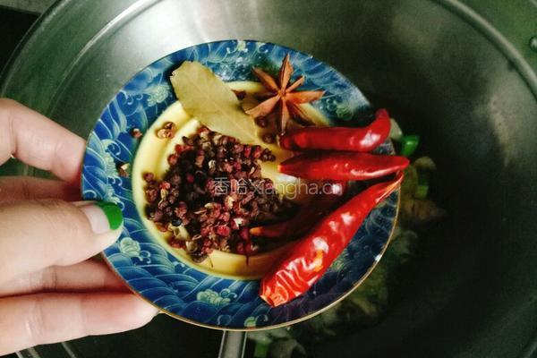 鲢鱼炖豆腐的做法图解5