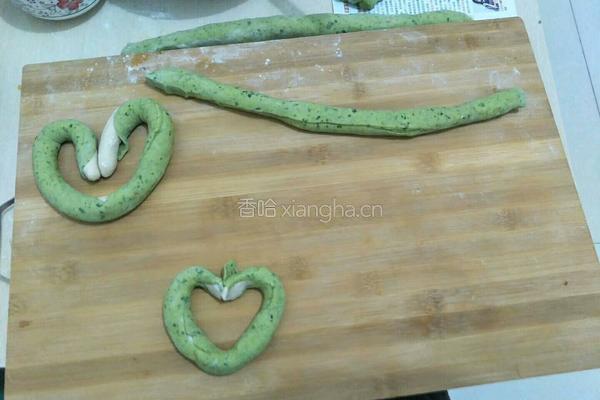自制彩色水饺的做法图解3