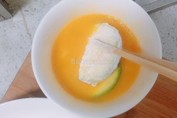 香煎西葫芦饼的做法图解5