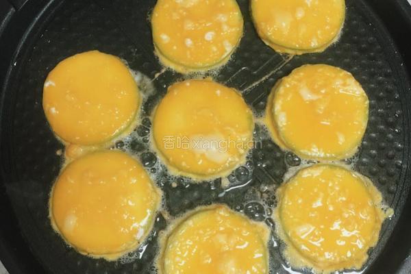 香煎西葫芦饼的做法图解6