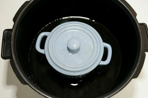 玫瑰牛奶炖花胶的做法图解6