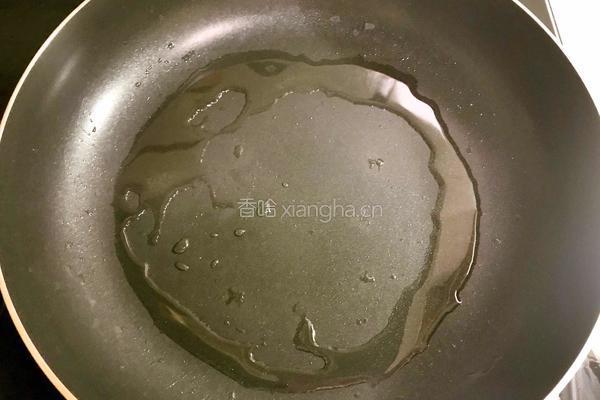 无刺鲫鱼豆腐汤的做法图解3