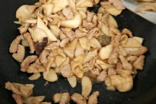 杏鲍菇炒肉的做法图解8