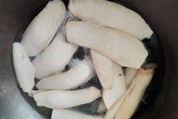 凉拌杏鲍菇的做法图解4