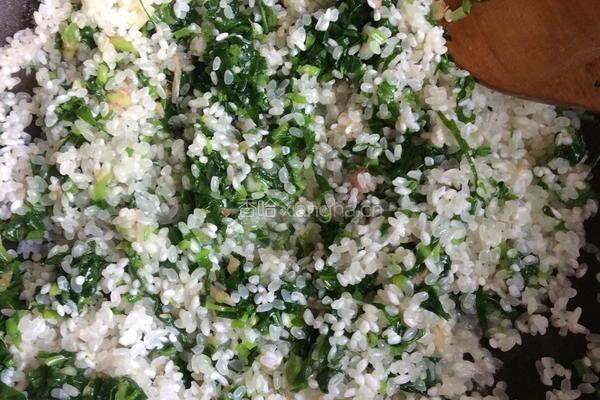 菠菜叶子咸米粥的做法图解4