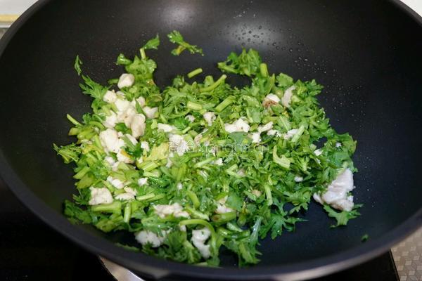 茼蒿鸡肉藜麦饭的做法图解7
