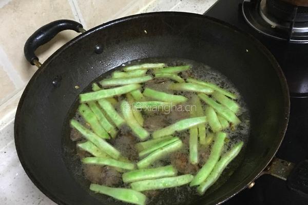 土豆豆角炖灌肠的做法图解6