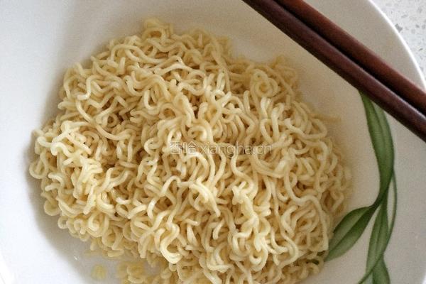 炒方便面的做法图解5