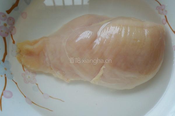 凉拌鸡丝的做法图解1