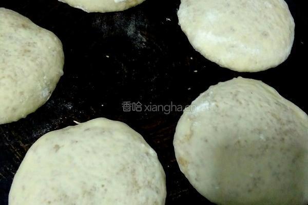 桂花芝麻糖饼的做法图解7