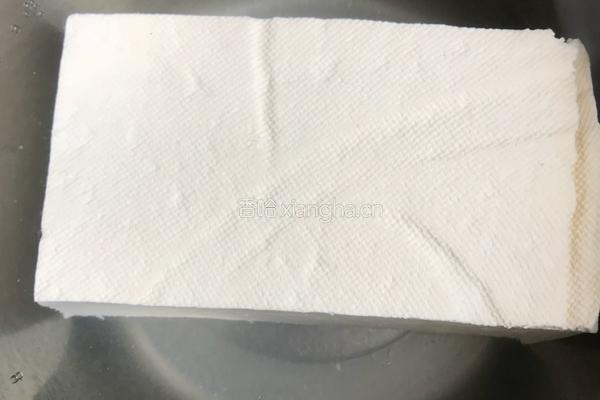 香煎豆腐的做法图解2