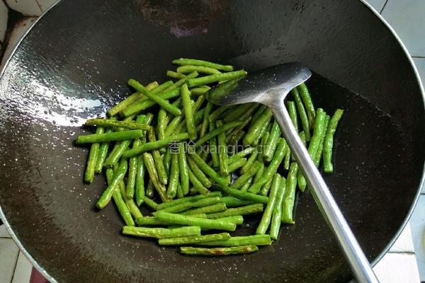 肉末炒长豆角的做法图解6
