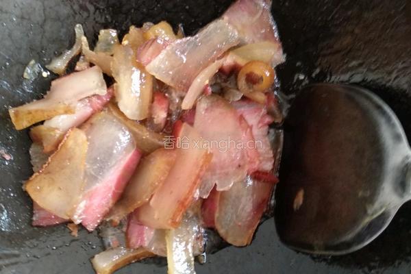 苦瓜炒腊肉的做法图解6