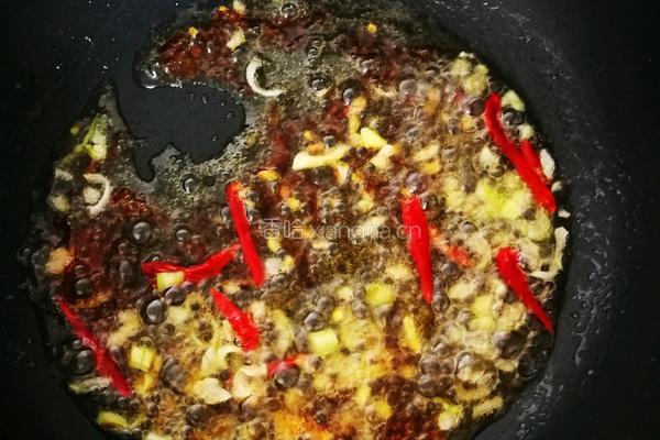 蒜苔炒豆干的做法图解5