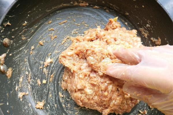 豆角猪肉馅饺子的做法图解8
