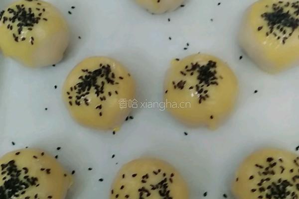 莲蓉蛋黄酥的做法图解14