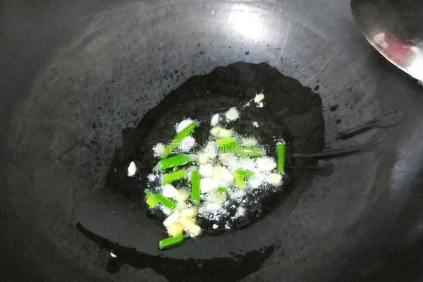 鸡肉炖土豆干的做法图解4