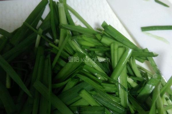 莴笋韭菜的做法图解4