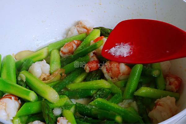清炒芦笋虾仁的做法图解10