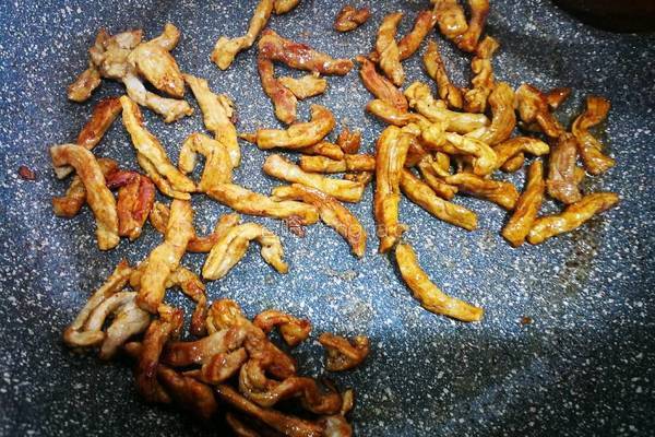 蒜苔炒肉丝的做法图解6