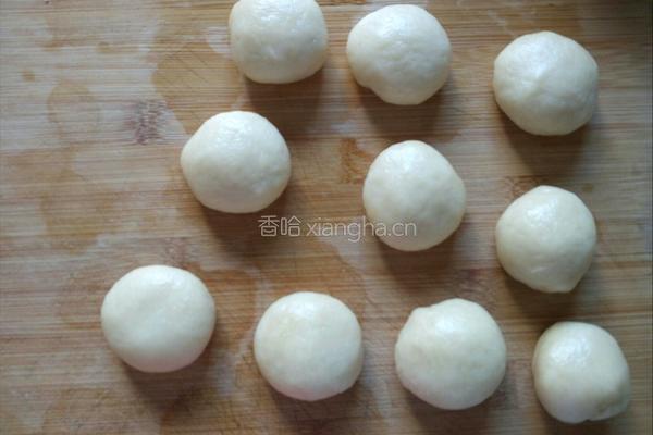 蛋黄酥的做法图解13