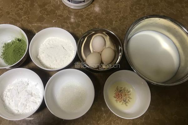 抹茶榴莲千层的做法图解1