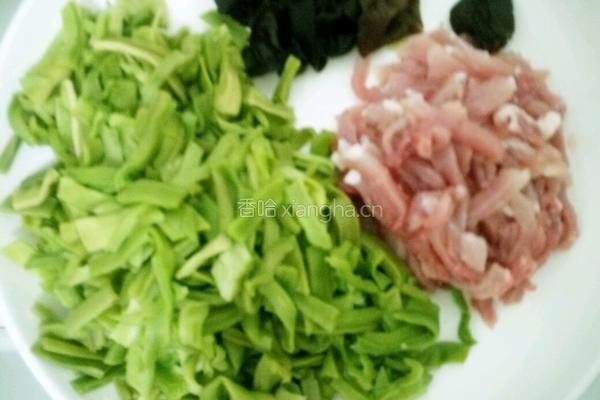 苔干炒肉丝的做法图解1