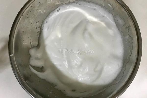 八寸心形戚风蛋糕的做法图解7