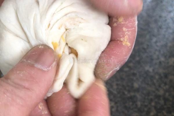 开花馒头的做法图解7